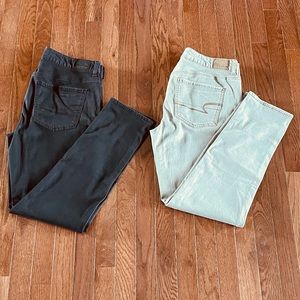 2pr American Eagle Women’s Tomgirl Jeans Size 8